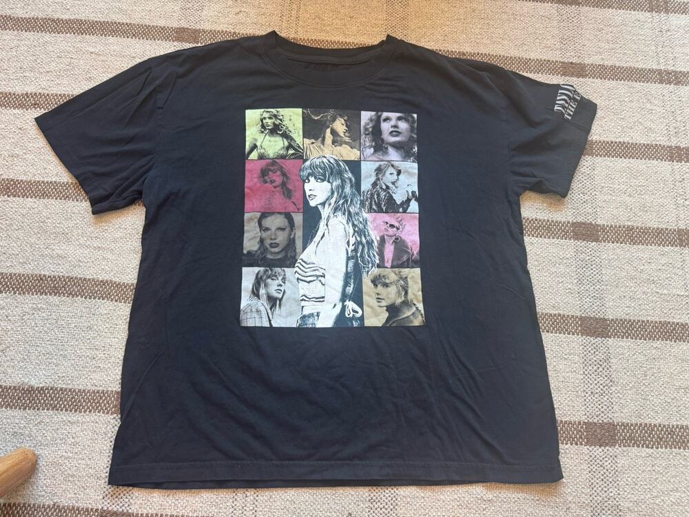 Taylor Swift The Eras Tour T Shirt 2023 Black Large Women’s Swifty Concert